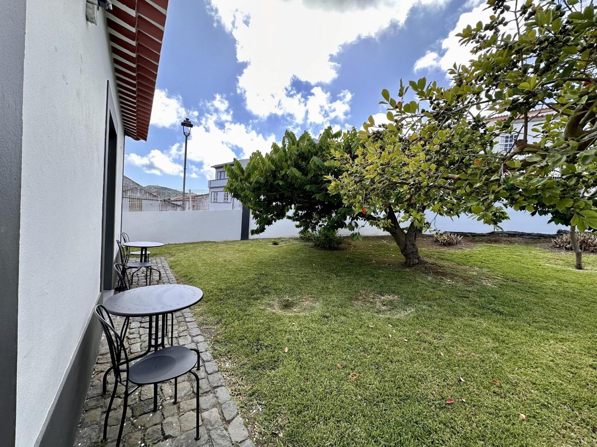 Angra Charming Suites By Seewest Angra do Heroismo Luaran gambar